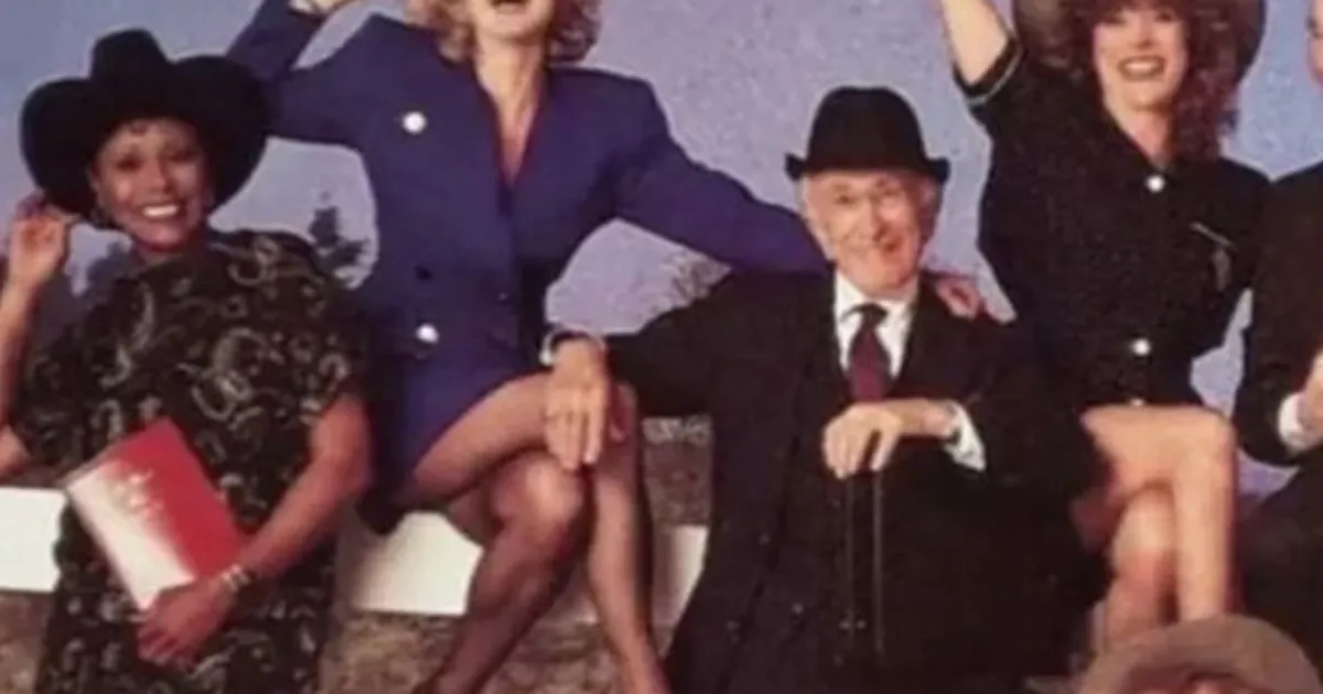 Dallas dizisinin yıldızı Pat Colbert hayatını kaybetti - Bursa 5n1k