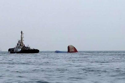 Tunus açıklarında akaryakıt gemisi battı!