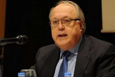 Gazeteci Tufan Türenç hayatını kaybetti