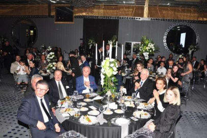 İş ve Siyaset dünyası düğünde buluştu...!