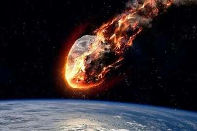 NASA duyurdu! Dev göktaşı hızla Dünya'ya yaklaşıyor!