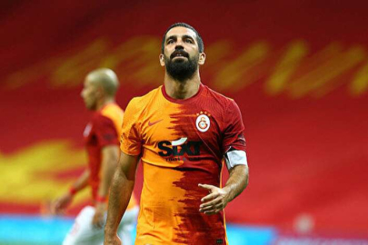 Arda Turan merak edilen soruları yanıtladı