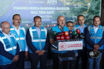 Ulaştırma Bakanı : Ankara-Bursa ve Bursa-İstanbul arası 2 saat 15 dakika olacak