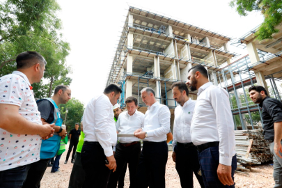 İnegöl Belediye Hizmet Binasında Dış Cephe Çalışmaları Başladı