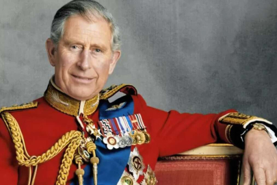 O artık Kral 3. Charles!