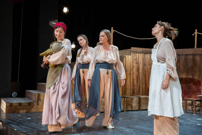 Tiyatro, yeni sezona 'merhaba' dedi