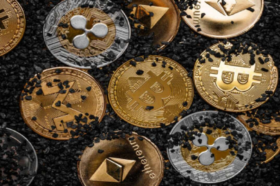 Bitcoin'in fiyatı iki yılın ardından ilk kez 16 bin doların altına geriledi