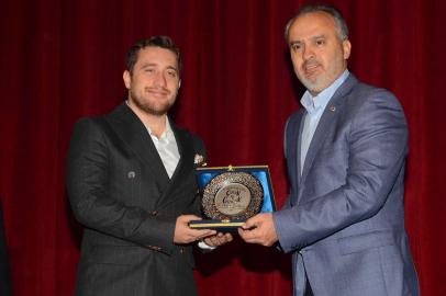 Bursa’da tiyatro coşkusu başladı!