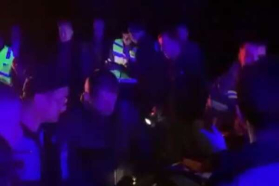 Bursa'da 2 otomobil kafa kafaya çarpıştı: 1 ölü, 5 yaralı