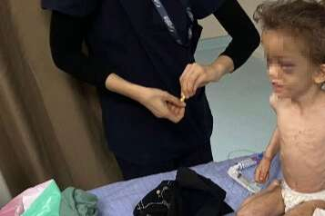 Cani anne, 5 yaşındaki çocuğuna günlerce işkence ederek aç bıraktı!