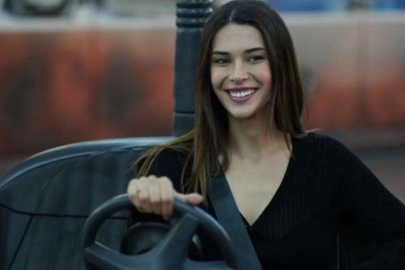 Özkan gece paylaştı, iç çamaşırını gören yağdırdı!