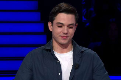 Kim Milyoner Olmak İster'de Batu Alıcı büyük ödül için yarışacak!