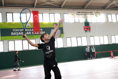 Osmangazi Tenis Kış Kupası Nefes Kesti