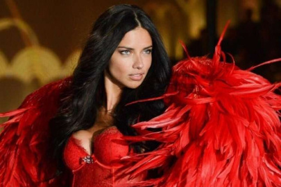 Doğum yapan Adriana Lima podyuma çıktı