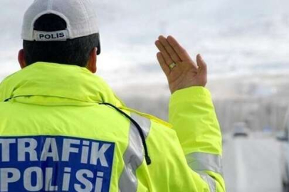 İşte 2023'ün trafik cezaları: Hız sınırı, kırmızı ışık, kemer...!