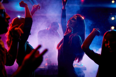 Müzik yayını yapan işyerlerine düzenleme