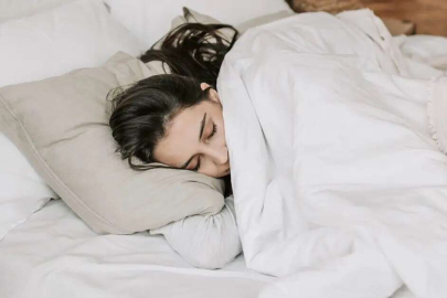 Rüyada ünlü birini görmek ne anlama gelir?