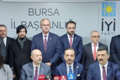 İYİ Parti Bursa'da devir teslim töreni!