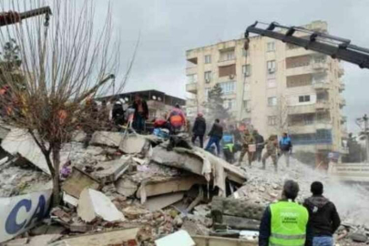 Bebeği kurtarmak için kolunu kestirmişti hayatını kaybetti