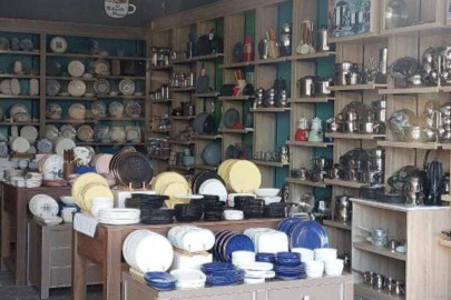 Depremde tabak bile kırılmayan binanın müteahhidi: Deprem değil bina öldürüyor