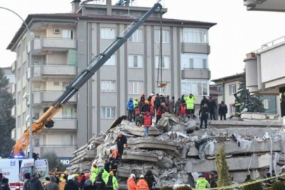 Gaziantep'te depremde yıkılan Emre Apartmanı'nın müteahhitleri tutuklandı