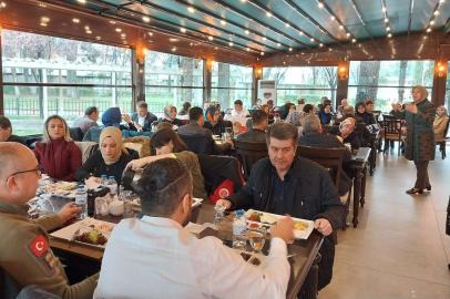 Dağder Depremzedelere Yardım İçin Kahvaltıda Bir Araya Geldi