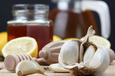 Japon doktorlar şiddetle tavsiye ediyor: Günde 1 bardak aç karnına içmek yetiyor!