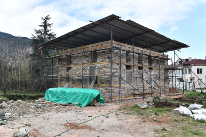 Tarihi mescid gün yüzüne çıkıyor