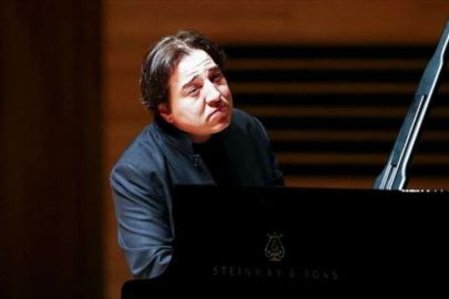 Fazıl Say depremzedeler için Paris'te konser verecek