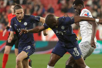 Fenerbahçe - Sevilla - CANLI SKOR