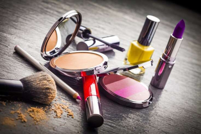 Sahte kozmetik ürünleri hayat karartıyor...