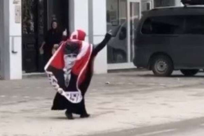 Bursa'da 80 yaşındaki Ayşe Nine, Çanakkale Şehitlerini böyle andı