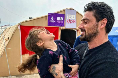 Dünyaca ünlü İtalyan oyuncu Michele Morrone, depremzede çocuklarla bir araya geldi!