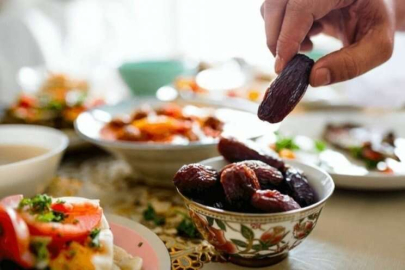 Oruç tutmayanlar ne yapmalı? Oruç tutamayanlar için kefaret ne kadar?