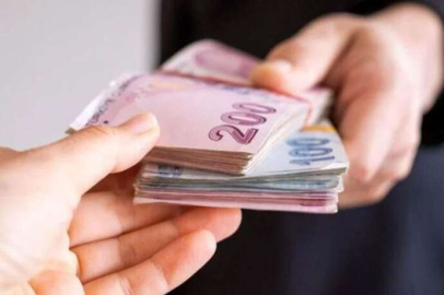 EYT onların da yüzünü güldürdü! SGK çalışanlarına 3 ay fazla mesai ücreti verilecek