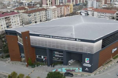 Bursa'da çevreci "7/24" uyumayan kütüphanede "sıfır plastik" bilinci