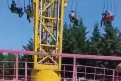 Kültürpark'ta dehşeti anları! Dev salıncak ağaçlara takıldı