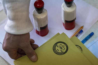 HDP'nin önceki seçime göre 67 olan milletvekili sayısı bu seçimde 62'ye düştü