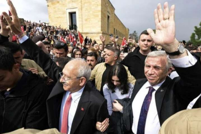 Kılıçdaroğlu Anıtkabir'i ziyaret etti