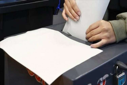 Almanya'da 10 Türk kökenli siyasetçi meclise girdi