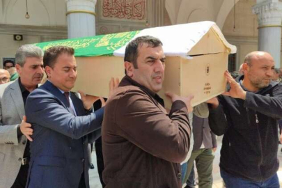 Babacan cenaze için Bursa’ya geldi