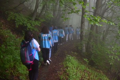 Gençler ‘Doğa’ İçin Yürüdü