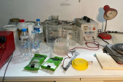 Sahte veya düşük ayarlı altın imal eden  5 şüpheli yakalandı