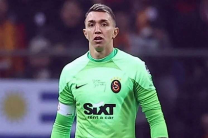 Fernando Muslera kaybolan parfüm için ortalığı birbirine kattı