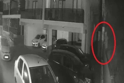 Güvenlik kamerasıyla kaplı olan sitede motosikleti çaldı!