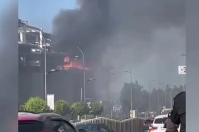 İstanbul'da ünlü AVM'de yangın! İşte ilk görüntüler