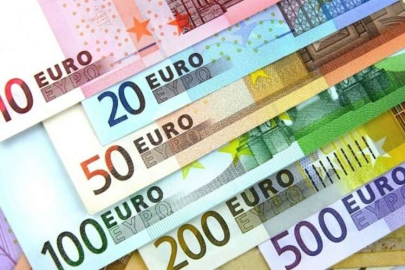 Almanya ekonomisi artan faiz oranları nedeniyle resesyona girdi