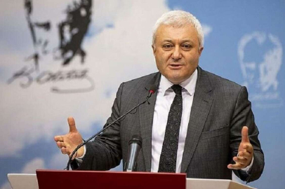 CHP'de Tuncay Özkan görevden alındı!