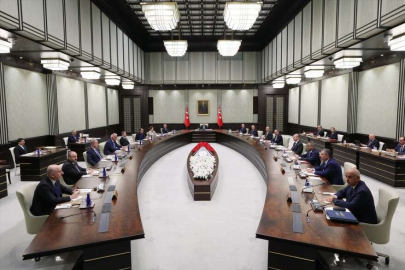 Yeni dönemin ilk Kabine toplantısı başladı!
