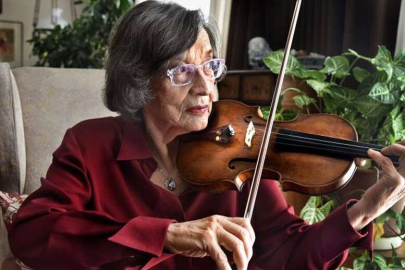 Dünyaca ünlü keman virtüözü Suna Kan hayatını kaybetti